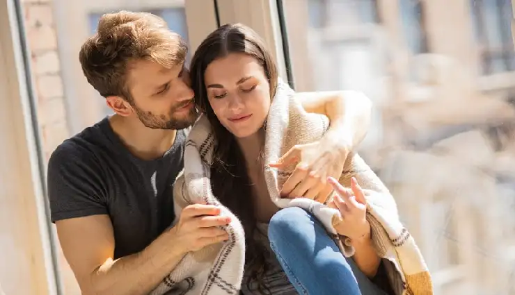 does he love me,signs he loves you,how to know if he loves you,subtle signs of love,difference between crush and love,romantic gestures meaning,body language signs he loves you,how to tell if he cares,relationship advice for women,is he serious about you,signs of genuine love,love vs infatuation,dating advice,understanding his feelings,when a guy truly loves you