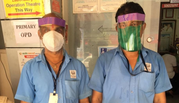 Coronavirus Update- Young Engineers Help Doctors with Protective Face Shields