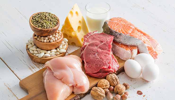 losing weight,reason for not losing weight,weight,weight problem,eating diet foods,skipping meals,not drinking enough water,not getting adequate sleep,not eating enough protein,Health,Health tips