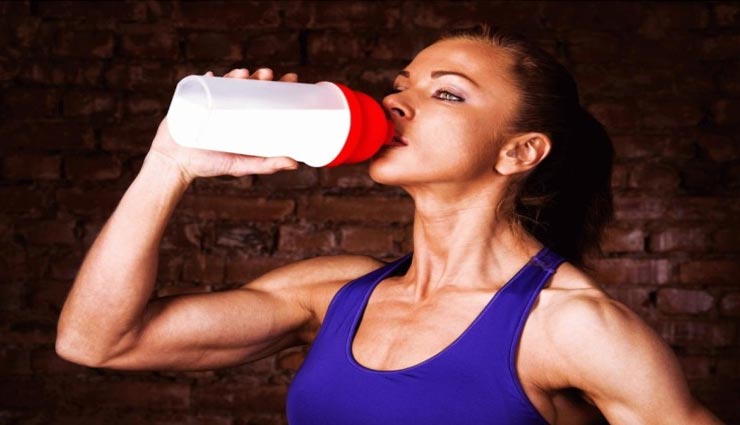 कहीं आप भी तो नहीं करते बॉडी बनाने के लिए प्रोटीन पाउडर का सेवन, जान लें नुकसान