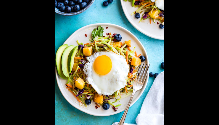 protein rich breakfast,oatmeal,poha,sprouts,pancakes,eggs,Health tips,healthy living