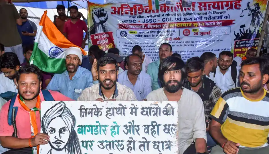 झारखंड: छात्रों के विधानसभा घेराव से पहले प्रशासन मुस्तैद, धारा 163 लागू; चप्पे-चप्पे पर सुरक्षा और कई स्तर की बैरिकेडिंग