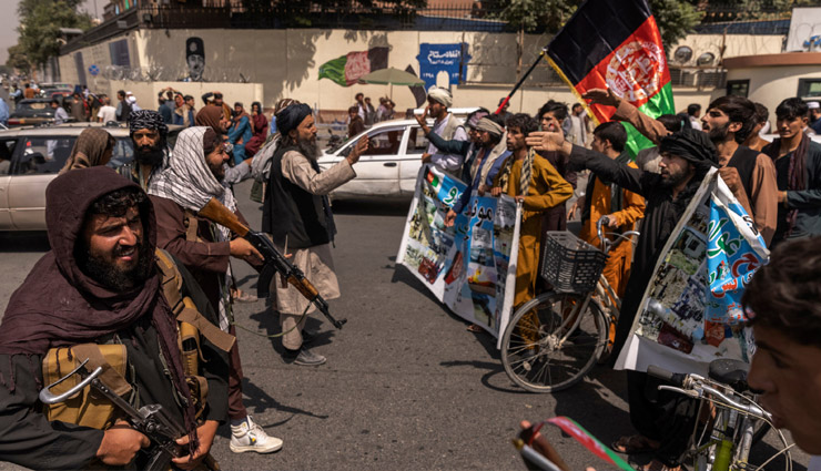 लगातार हो रहे विरोध प्रदर्शन से तिलमिलाया तालिबान, जारी किया नया फरमान