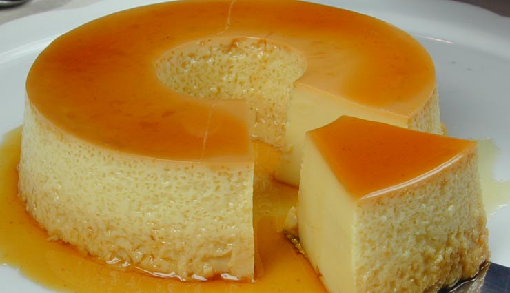 brazil,belgium,australia,most iconic food from the world,best food around the world,meat pie,moules frites,pudim,greece,spanakopita,finland,squeaky cheese