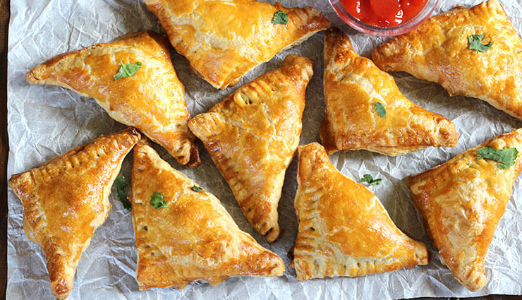 Recipe- Delicious Vegetable Puff Pastry Samosa
