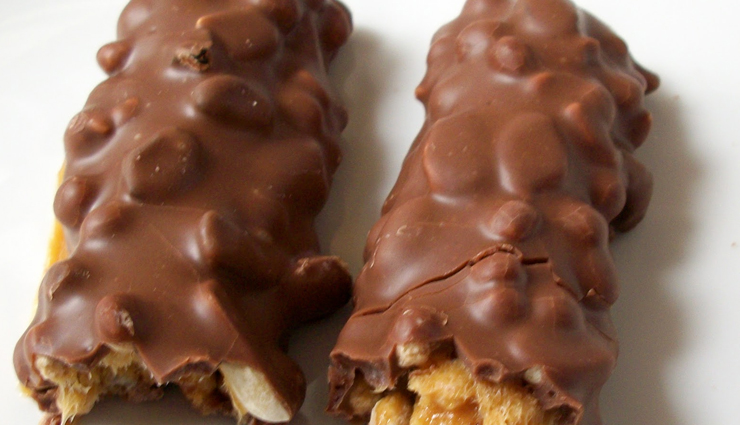 raisin chocolate and puffed rice bars,puffed rice bars recipe,easy recipes,hunger struck,food