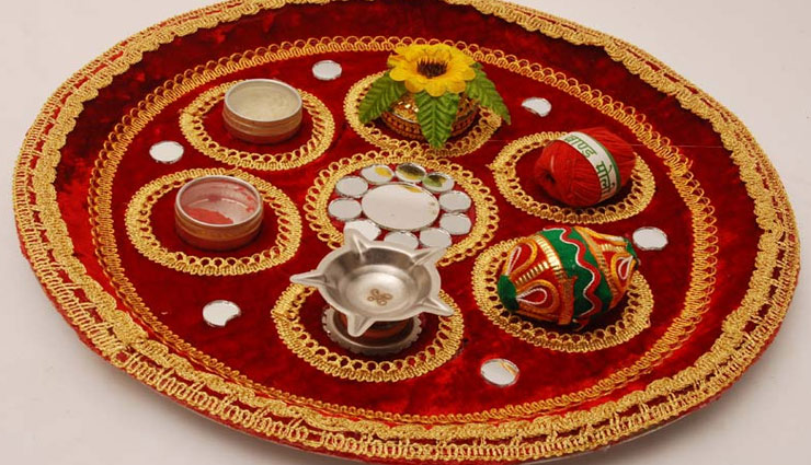 household tips,diwali special,thali decoration,thali,home decoration,worship on lakshmi ji ,दिवाली स्पेशल, थाली डेकोरेशन, थाली, घर की सजावट, लक्ष्मी जी की पूजा, थाली आईडिया 