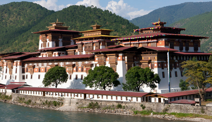 bhutan tourist places,exquisite tourist places in bhutan,top tourist destinations bhutan,must-visit places bhutan,bhutan travel guide