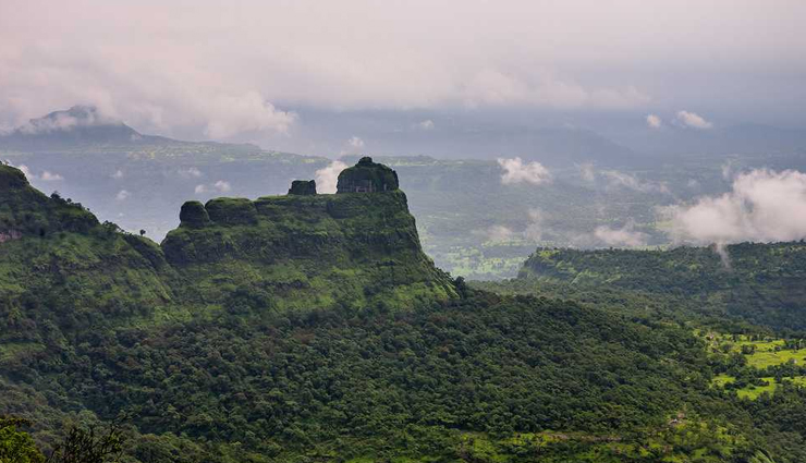 pune,weekend getaways near pune,places to visit near pune,sinhagad fort,mahabaleshwar,lonavala,khandala,bhimshankar,lavasa