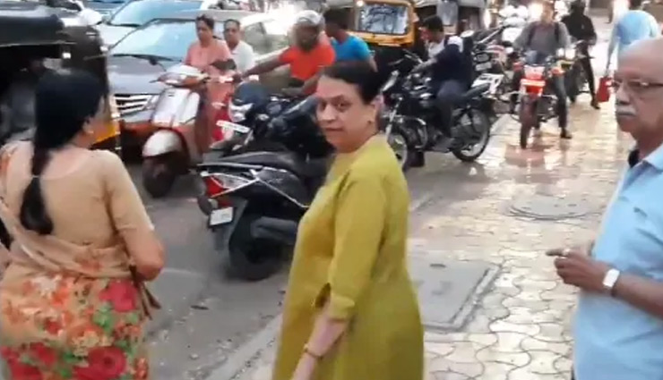 pune,traffic aunty,traffic,traffic rule,weird news