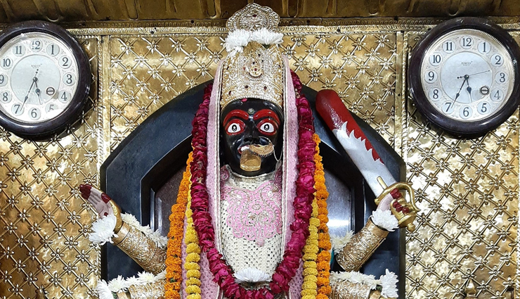 temples to visit in punjab,punjab,religious places in punjab,golden temple,akal takht,durgiana temple,jama masjid khairuddin,shri kali devi temple,baba kanaiya gir temple