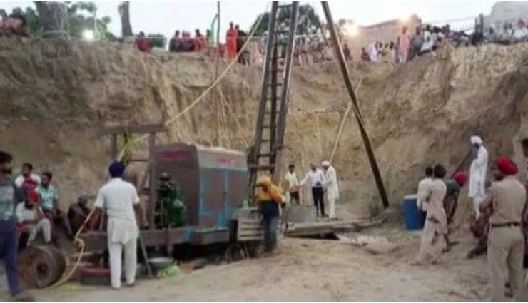 संगरूर : 109 घंटे के रेस्क्यू ऑपरेशन के बाद 125 फीट गहरे बोरवेल से बाहर आया फतेहवीर