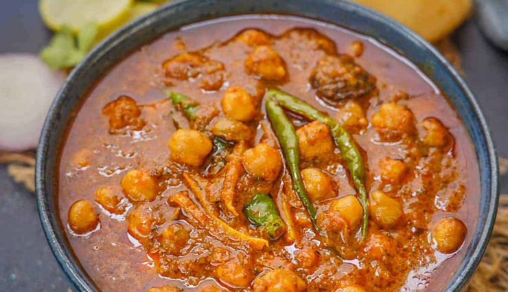 Recipe- Healthy To Eat Punjabi Chole Masala