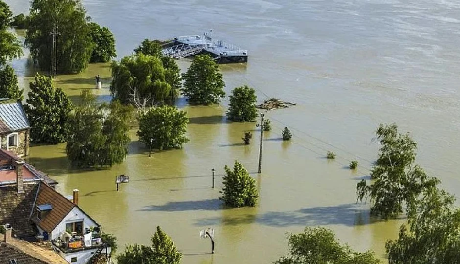 पंजाब में बाढ़ का संकट, सतलुज-ब्यास-रावी नदियां उफान पर, कई जिलों में स्कूल बंद