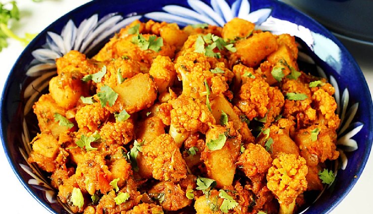 punjabi aloo gobi,winter recipes,cauliflower and potato curry,north indian cuisine,hearty winter dish,aloo gobi recipe,punjabi comfort food,spicy cauliflower curry,traditional indian food,vegetarian curry