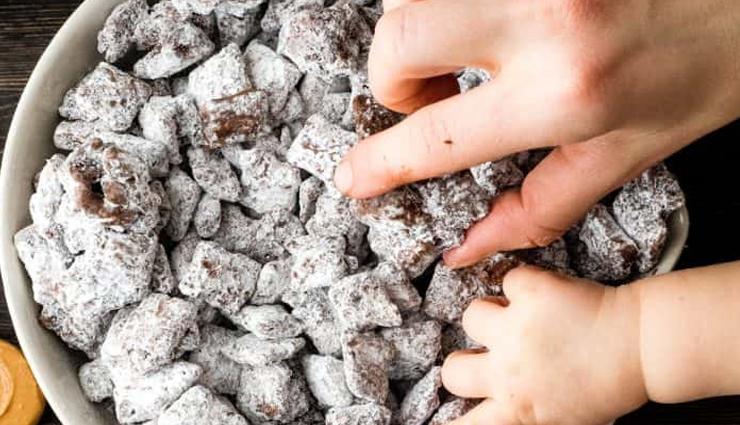puppy chow,hunger struck,food,easy recipe