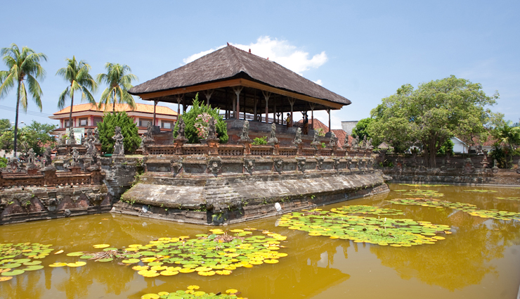 बाली: जहाँ देखने को मिलती है हिन्दू संस्कृति, हर घर और इमारत के प्रवेश द्वार पर स्थापित हैं गणपति tourist places in bali,explore bali top attractions,must-visit destinations in bali,bali travel highlights,famous landmarks in bali,discovering bali tourist spots,hidden gems of bali,bali sightseeing recommendations,best places to visit in bali,bali tourism attractions