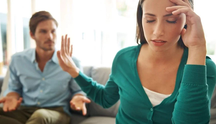 10 Silly Ways You are Pushing Her Away