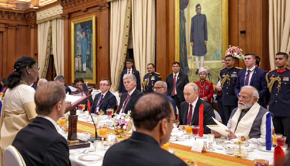 गुच्छी दून चेटिन, झोल मोमो और बादाम का हलवा... पुतिन के लिए राष्ट्रपति भवन में आयोजित राजकीय डिनर का मेन्यू