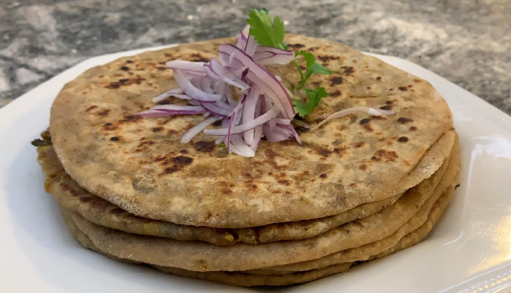 प्याज का पराठा होता है बहुत टेस्टी, अगर अब तक नहीं चखा इसका स्वाद तो एक बार जरूर करें ट्राई #Recipe