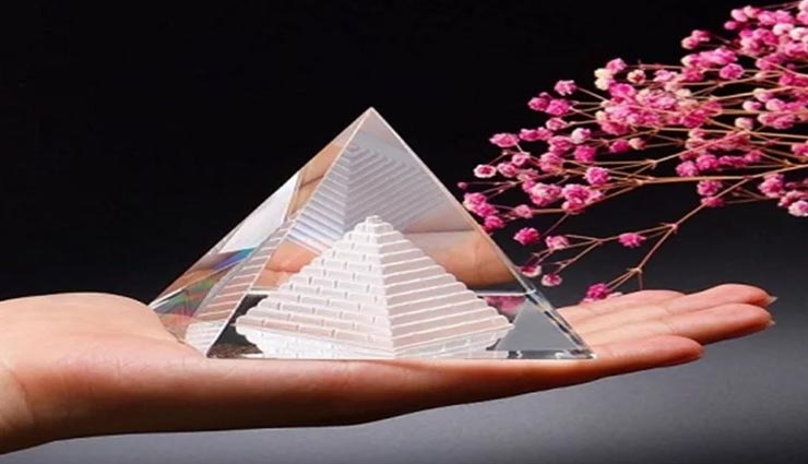 vastu tips,vastu tips in hindi,shortage of money,vastu measures