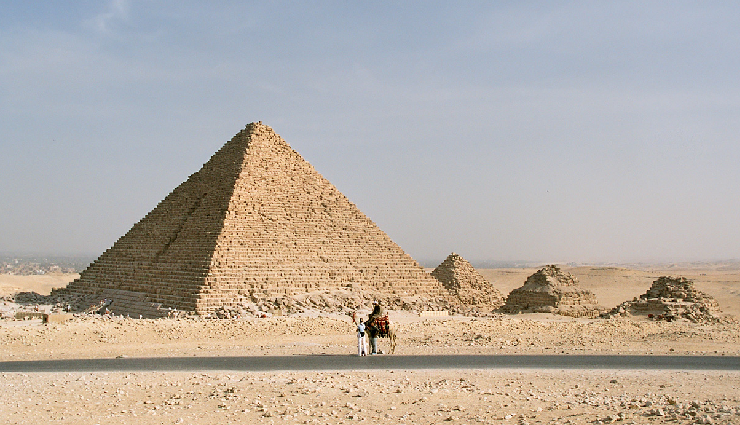 egypt famous pyramids,top pyramids in egypt,famous egyptian pyramids,ancient egypt pyramid sites,iconic pyramids in egypt,egypt renowned pyramid structures,historic pyramids of egypt,must-visit pyramids in egypt,egypt pyramid landmarks,exploring egypt famous pyramids