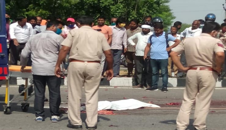 जयपुर : ट्रेलर की चपेट में आया बाइक सवार, हादसा इतना भीषण कि काफी दूर तक उड़े शव के चिथड़े