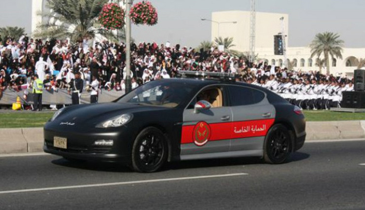 most expensive police cars,expensive police cars in the world,fastest police cars in the world,police cars,dubai police  bugatti veyron,germany mercedes-benz brabus rocket,south africa lamborghini gallardo,qatar porsche panamera,abu dhabi nissan gt r