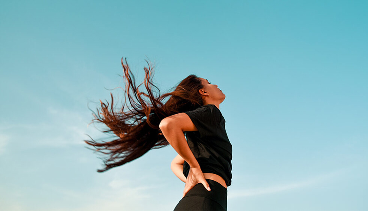 6 Foods That Will Help To Improve The Quality of Your Hair