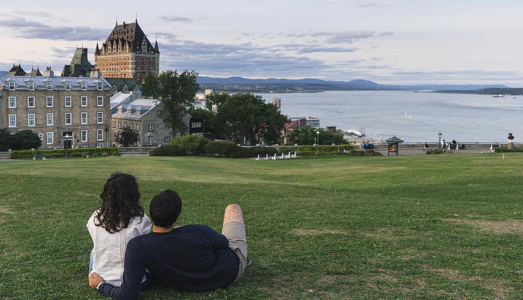 बिताना चाहते हैं अपने पार्टनर के साथ रोमांटिक पल, बनाए इन 5 जगहों पर घूमने का प्लान