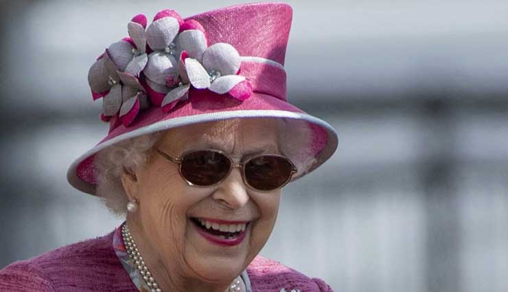 ब्रिटेन की महारानी एलिजाबेथ के घर जॉब करने का सुनहरा मौका, रहना और खाना होगा फ्री