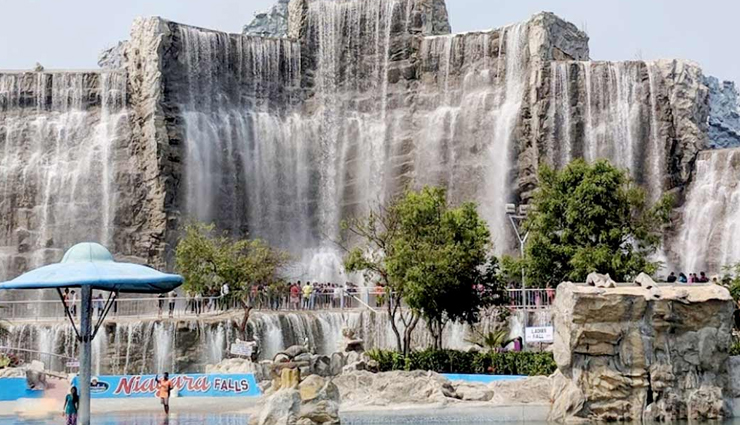 amazing water parks,amazing water parks in india,india travel,india tourism,tourist places in india,holidays