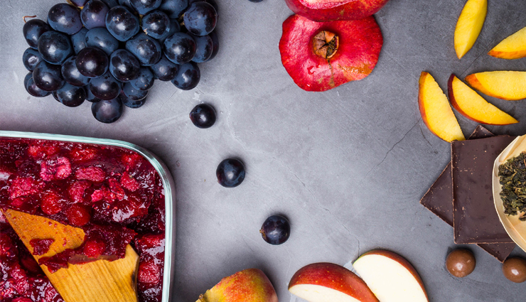 home remedies for hay fever,hay fever natural treatment,saline nasal rinse for hay fever,honey for hay fever,peppermint tea for hay fever,apple cider vinegar for hay fever,steam inhalation for hay fever,ginger tea for hay fever,quercetin-rich foods for hay fever,eucalyptus oil for hay fever,probiotics for hay fever,turmeric for hay fever,essential oils for hay fever