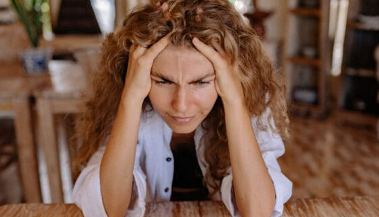 deep questions to ask your girlfriend,deep questions for girlfriend,relationship building questions,intimate conversation starters,understanding partner fears,aspirations and goals discussion,exploring spiritual beliefs,childhood dreams inquiry,support during discomfort,learning life lessons together,understanding family dynamics,past romantic experiences,rediscovering forgotten passions,cherished memories sharing,building emotional intimacy,strengthening relationship bonds,communicating support and empathy,personal growth reflections,relationship compatibility exploration,vulnerability and trust building,deepening emotional connection