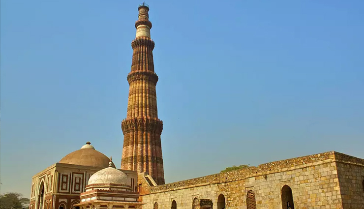 indian monuments,monuments in india,indian monuments earn money,travel,travel tips,holidays in india