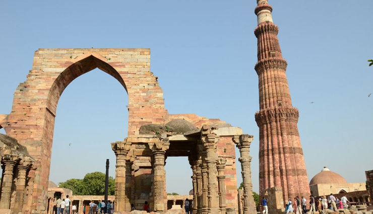 india,mosques in india,popular mosques,holidays,travel,tourism