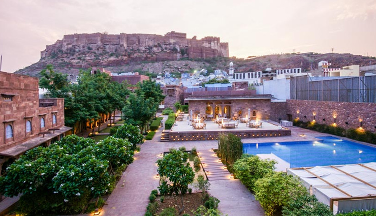 holidays,5 resorts whose view will give you chills,most amazing resorts in the world,resorts with amazing views,must visit resorts in the world,places to be visited in the world