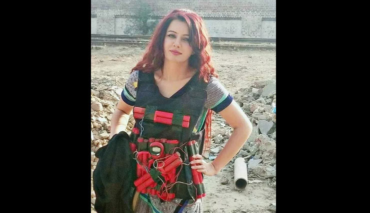 pak pop singer rabi pirzada,rabi pirzada quits showbiz,leaked pictures,entertainment news