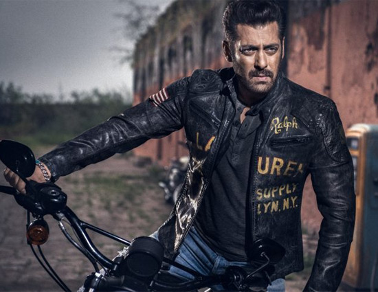 ‘रेस-3’ के लिए अनफिट हैं सलमान, सफलता पर लगा सवालिया निशान!!