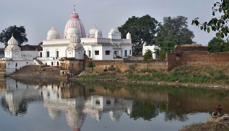 पर्यटन के क्षेत्र में अपनी एक अलग पहचान रखता है छत्तीसगढ़ का कवर्धा नगर kawardha town in chhattisgarh,explore kawardha in chhattisgarh,kawardha chhattisgarh a hidden gem,discovering the beauty of kawardha town,must-visit places in kawardha chhattisgarh,sightseeing in kawardha town,chhattisgarh,kawardha travel guide top attractions,kawardha,chhattisgarh historical and cultural sites,experience the charm of kawardha town,kawardha chhattisgarh unexplored tourist destination