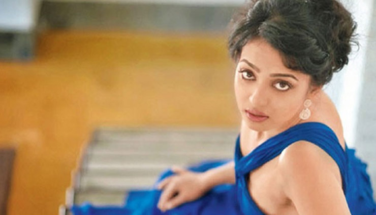 Radhika Apte Slapped Her Co-star for This Reason