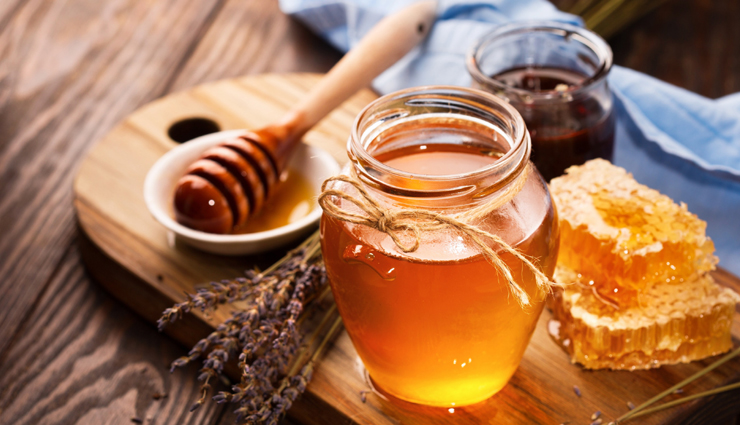 turmeric,honey,Olive Oil,orange juice,milk,besan,cucumber,papaya,aloe vera,glowing and radiant skin at home,skin care tips,beauty tips