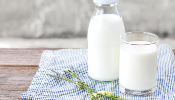 turmeric,honey,Olive Oil,orange juice,milk,besan,cucumber,papaya,aloe vera,glowing and radiant skin at home,skin care tips,beauty tips