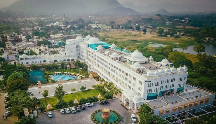 destination wedding hotels in india,best hotels for destination weddings,luxury wedding venues india,royal wedding destinations,beach wedding resorts in india,udaipur wedding venues,wedding resorts in kerala,grand wedding hotels,unique wedding venues india,elegant destination weddings