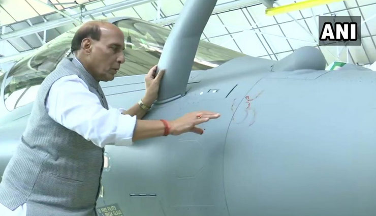 rafalepuja,religion,pakistan,pakistan army,asif ghafoor,indian government,pakistan army spokesperson asif ghafoor,indian defence minister,rajnath singh,news,news in hindi