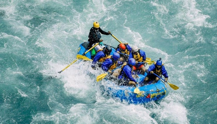 rishikesh,tourist places in rishikesh,tourist destinations in rishikesh,rishikesh travel,holidays,travel guide