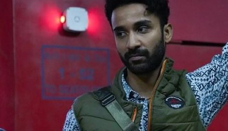 bollywood villains 2024,terrifying villainous performances,abhishek banerjee vedaa,r. madhavan shaitan,vikrant massey sector 36,gulshan devaiah ulajh,raghav juyal kill,arjun kapoor singham returns,bollywood actors villain roles,chilling bollywood antagonists