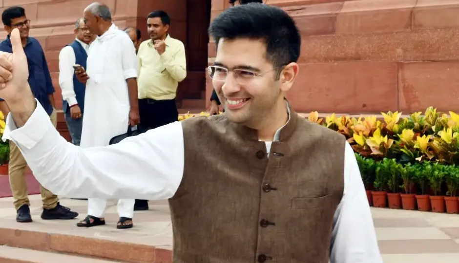 AAP के विवाद के बीच राघव चड्ढा ने दिया बड़ा इशारा, क्या उठाएंगे धमाकेदार कदम?
