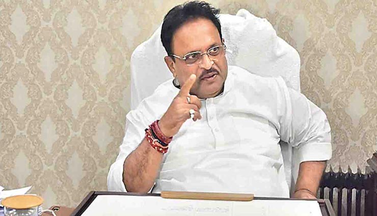 जयपुर : चिकित्सा मंत्री रघु शर्मा को कराया गया SMS अस्पताल में भर्ती, पेट में हो रही तकलीफ