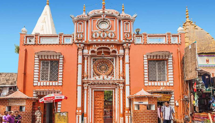 Diwali 2021 : करना चाहते है प्रभु के दर्शन, घूम आए भगवान श्रीराम के ये 7 प्रसिद्द मंदिर travel tips,lord rama mandir,diwali temple